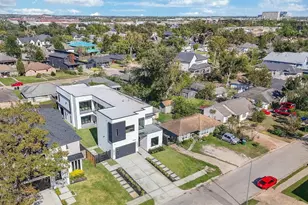 7218 Schiller St, Houston, TX 77055 - Photo 3