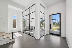 7218 Schiller St, Houston, TX 77055 - Photo 11