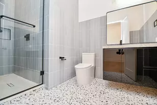 7218 Schiller St, Houston, TX 77055 - Photo 29