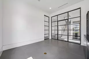 7218 Schiller St, Houston, TX 77055 - Photo 13