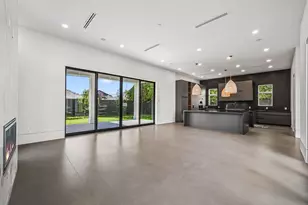 7218 Schiller St, Houston, TX 77055 - Photo 27