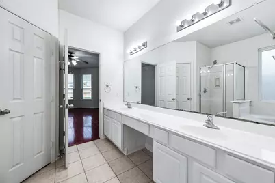 2032 Creek Shore Lane, Pearland, TX 77581 - Photo 17