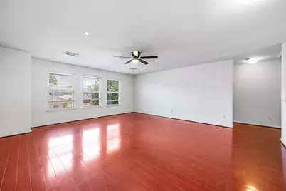 2032 Creek Shore Lane, Pearland, TX 77581 - Photo 19