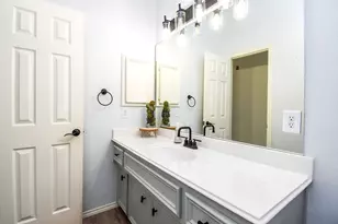26710 Abbey Springs Ln, Katy, TX 77494 - Photo 27