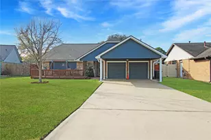 3602 Blue Wing Dr, Dickinson, TX 77539 - Photo 1