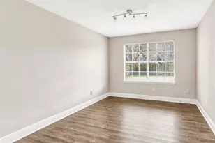 3607 Helen Ln, Pearland, TX 77581 - Photo 9