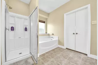 118 Schaffer Street, Baytown, TX 77523 - Photo 25