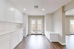 14736 Perthshire Rd, Houston, TX 77079 - Photo 11