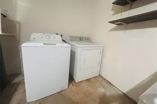 10502 Long River Dr, Sugar Land, TX 77498 - Photo 39