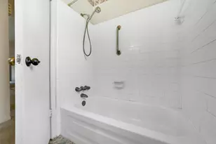 4005 Hunnington Dr, Conroe, TX 77303 - Photo 13