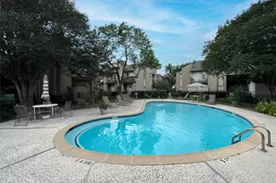 2021 Spenwick Dr, Houston, TX 77055 - Photo 31
