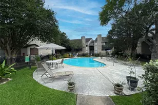 2021 Spenwick Dr, Houston, TX 77055 - Photo 27