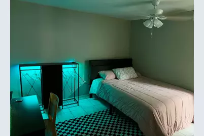 2021 Spenwick Drive #413, Houston, TX 77055 - Photo 1