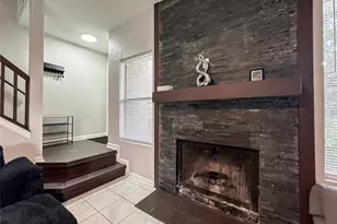 2021 Spenwick Dr, Houston, TX 77055 - Photo 5