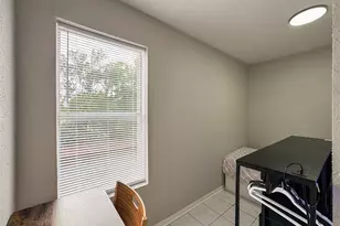 2021 Spenwick Dr, Houston, TX 77055 - Photo 15