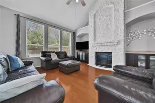 6 Loxanhachee Pl, Spring, TX 77389 - Photo 13