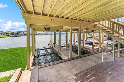 143 Capetown, Conroe, TX 77356 - Photo 39