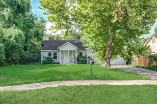 1016 Apache St, Houston, TX 77022 - Photo 41