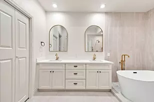 9609 Pemberton Cres Dr, Houston, TX 77025 - Photo 13