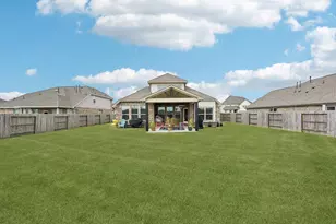 15014 Lake Shore Ave, Baytown, TX 77523 - Photo 37