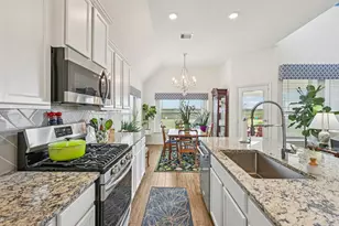 15014 Lake Shore Ave, Baytown, TX 77523 - Photo 19