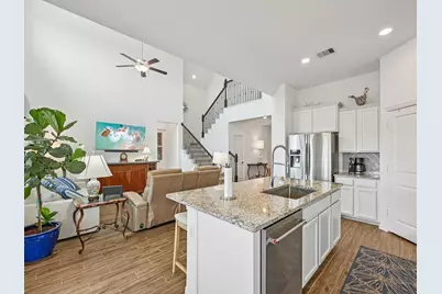 15014 Lake Shore Avenue, Baytown, TX 77523 - Photo 17