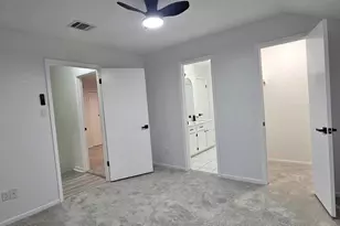 47 W Dansby Dr, Galveston, TX 77551 - Photo 25