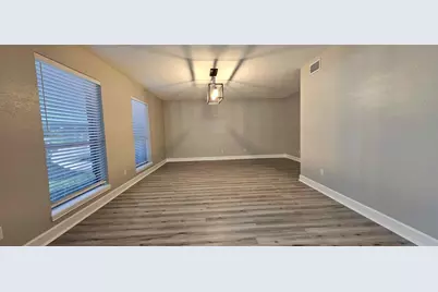 47 W Dansby Drive, Galveston, TX 77551 - Photo 7