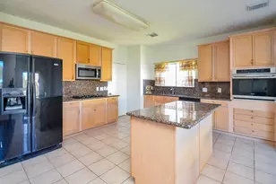 5519 Gatesprings Ln, Sugar Land, TX 77479 - Photo 7