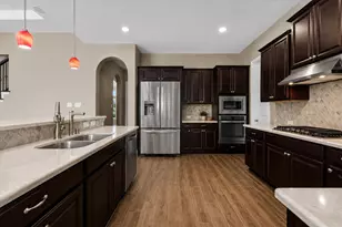 1514 Noble Way Ct, League City, TX 77573 - Photo 9