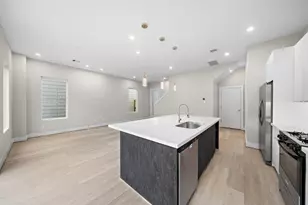 28 Bucan St, Houston, TX 77076 - Photo 15