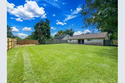 217 Mary Ann Drive, Friendswood, TX 77546 - Photo 25