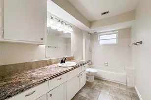 217 Mary Ann Dr, Friendswood, TX 77546 - Photo 25