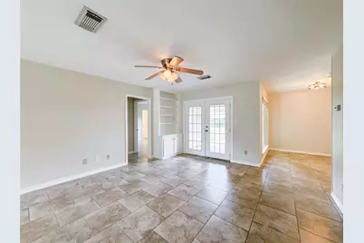 217 Mary Ann Drive, Friendswood, TX 77546 - Photo 5