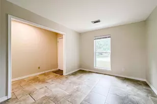 217 Mary Ann Dr, Friendswood, TX 77546 - Photo 7