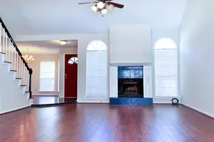 3202 Kempwood Dr, Sugar Land, TX 77479 - Photo 5