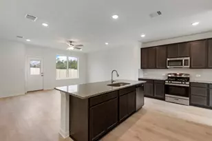 204 New Dawn Trail, Huntsville, TX 77320 - Photo 9