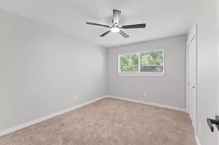 2071 Shadow Rock Dr, Houston, TX 77339 - Photo 19