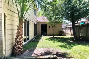 11614 Cedar Creek Dr, Houston, TX 77077 - Photo 33