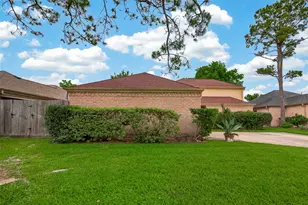 11614 Cedar Creek Dr, Houston, TX 77077 - Photo 33