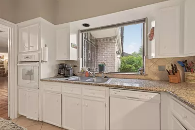 11614 Cedar Creek Drive, Houston, TX 77077 - Photo 13