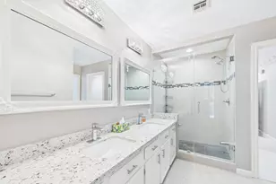 702 Daria Ct, Houston, TX 77079 - Photo 37