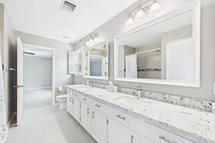 702 Daria Ct, Houston, TX 77079 - Photo 33