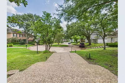 702 Daria Court, Houston, TX 77079 - Photo 41