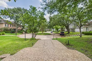 702 Daria Ct, Houston, TX 77079 - Photo 41