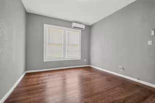3010 Garrow St, Houston, TX 77003 - Photo 13