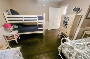 154 W Lake Shore Dr, Livingston, TX 77351 - Photo 5