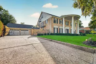 8007 Erie St, Houston, TX 77061 - Photo 3