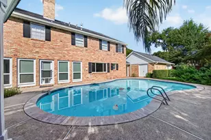8007 Erie St, Houston, TX 77061 - Photo 37