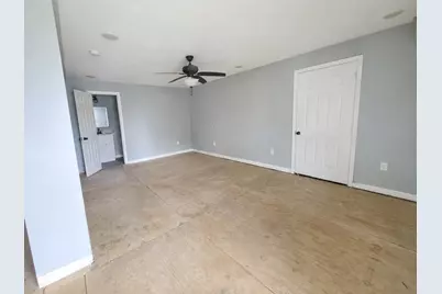 2308 Hollywood Avenue, Galveston, TX 77551 - Photo 3
